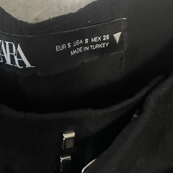 Zara Black Pleated Trouser Pants Sz Small - Picture 2 of 4